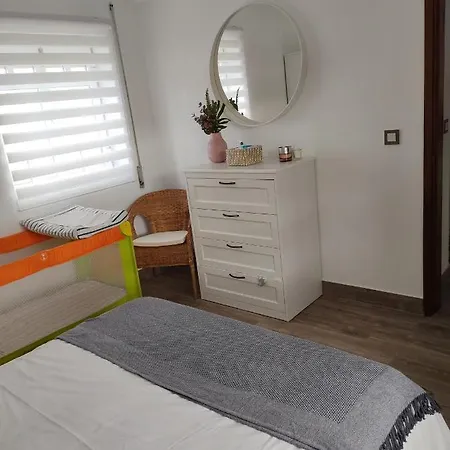 Kai Casa Frente Al Mar Y Completamente Restaurada Hébergement de vacances Santa Cruz das Flores